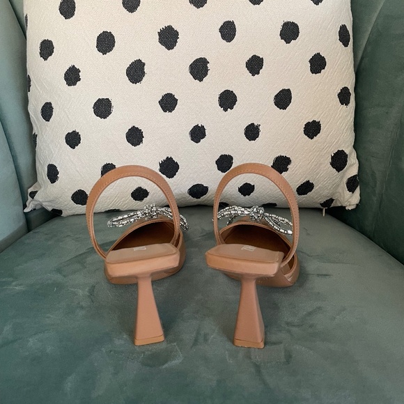 Zara Nude Embellished Bow Slingback Heel - Size 6 - 2248/010 - Picture 2 of 6